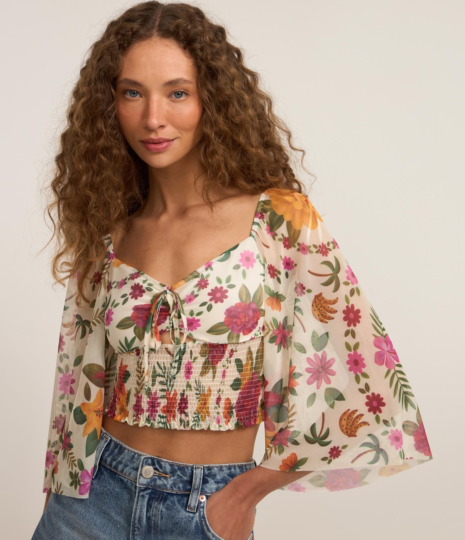Blusa em Tule com Lacinho no Decote Estampa Floral  e Lastex na Barra Multicores 3