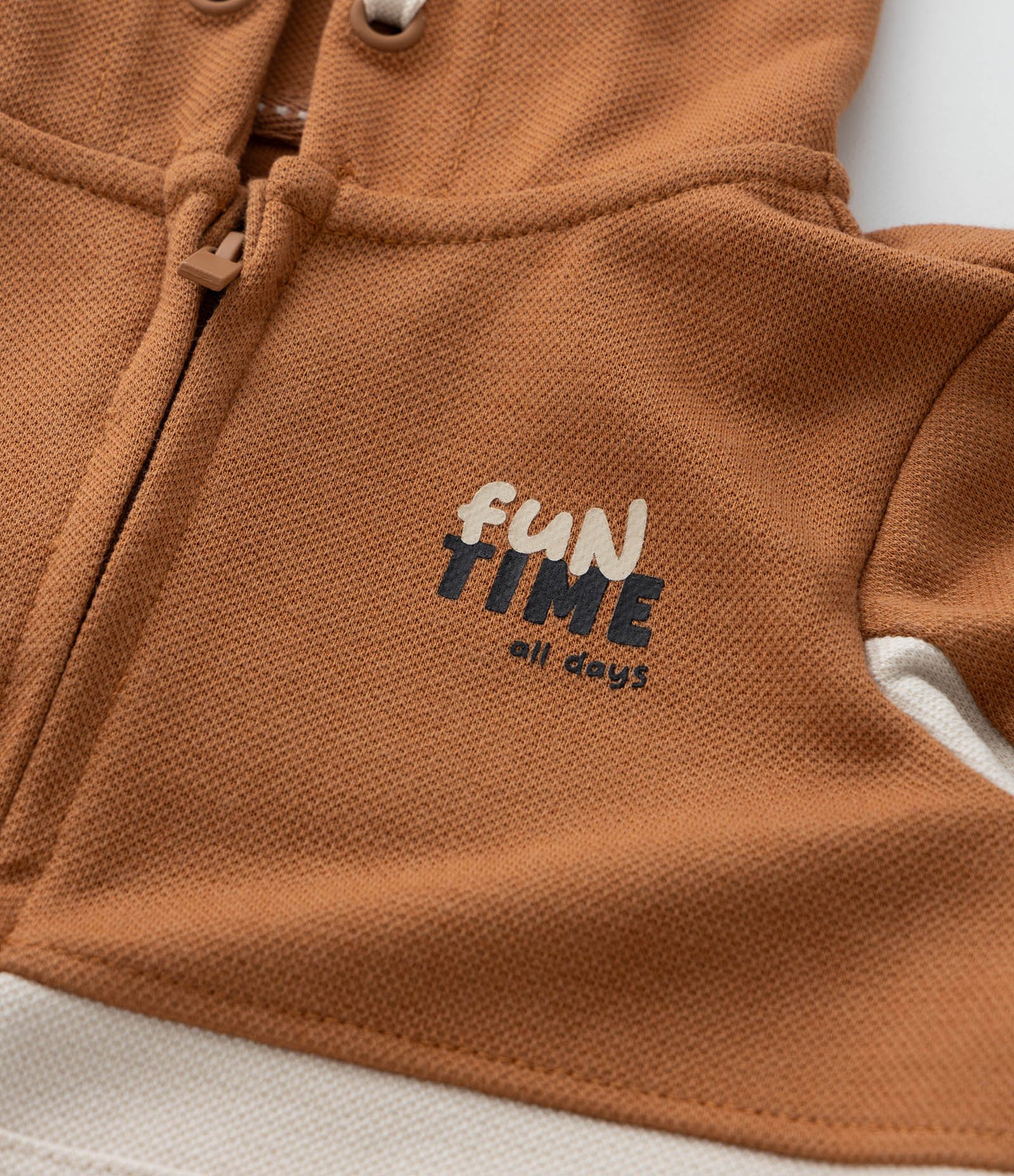 Jaqueta Infantil em Piquet com Recortes - Tam 1 a 6 Anos Marrom/Bege 8