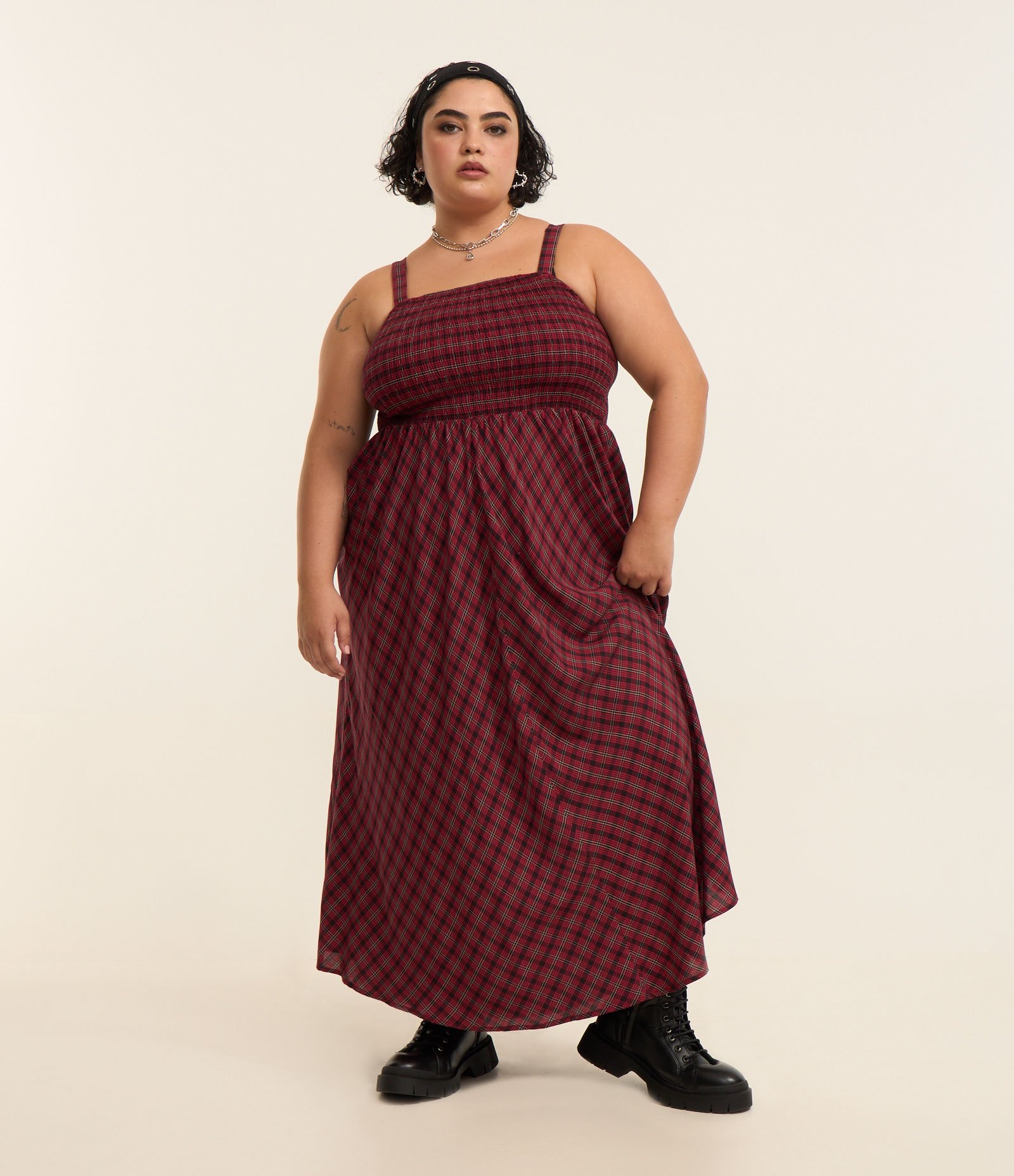 Vestido Midi em Viscose com Estampa Xadrez Curve & Plus Size Vermelho 1