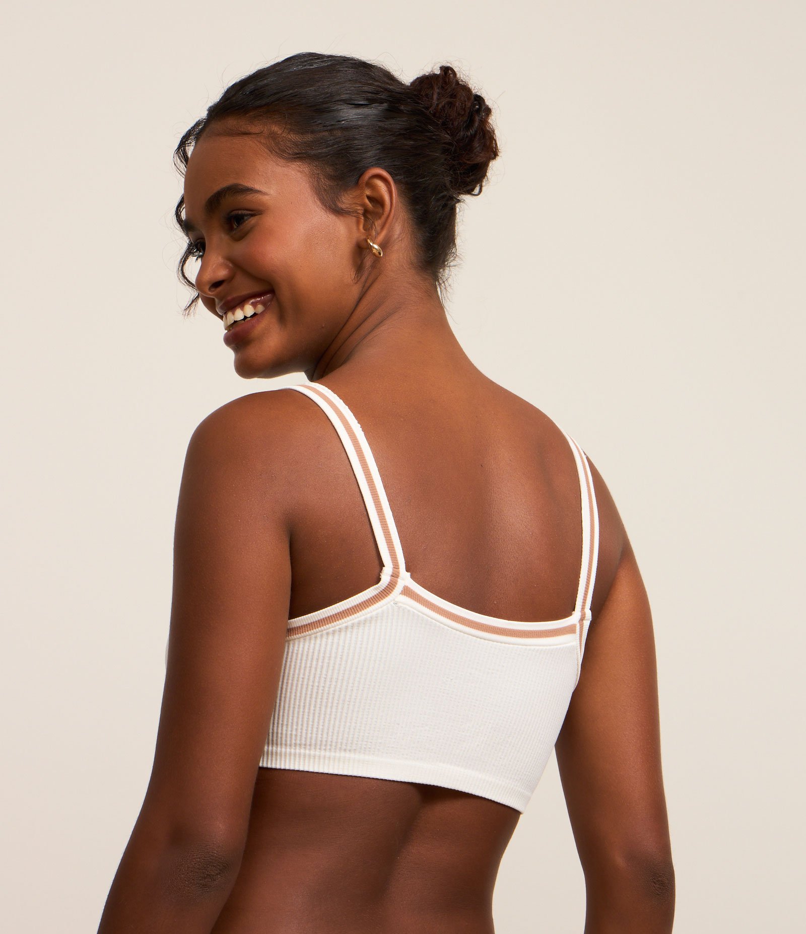 Sutiã Canelado em Poliamida Seamless com Recortes Contrastantes Off White 3