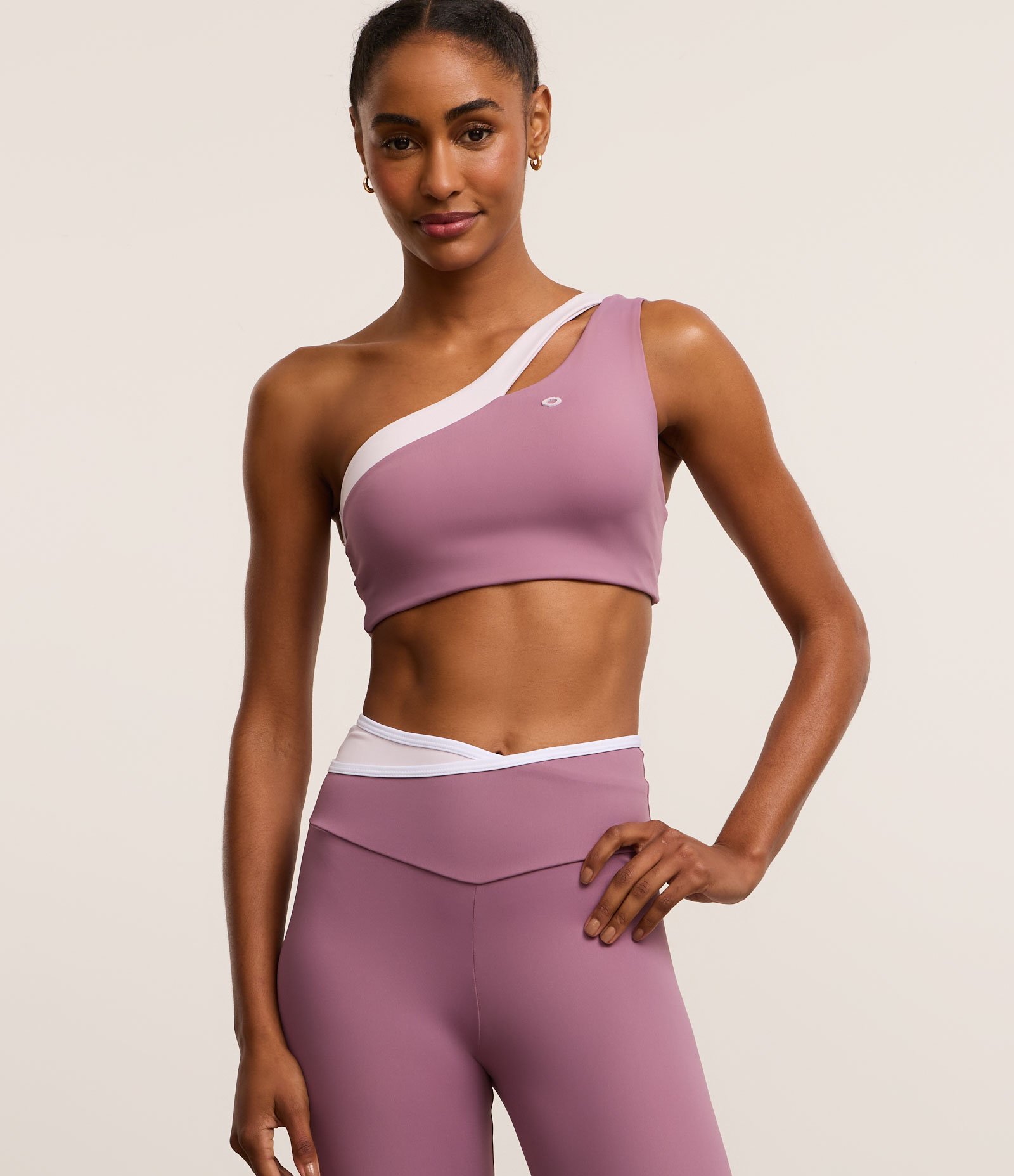 Top Sem Bojo Esportivo com Ombro Só e Detalhe  Vazado Roxo 2