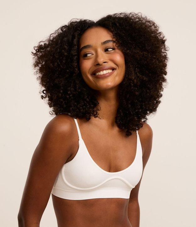 Sutiã Sport Seamless com Detalhes Contrastantes e Textura