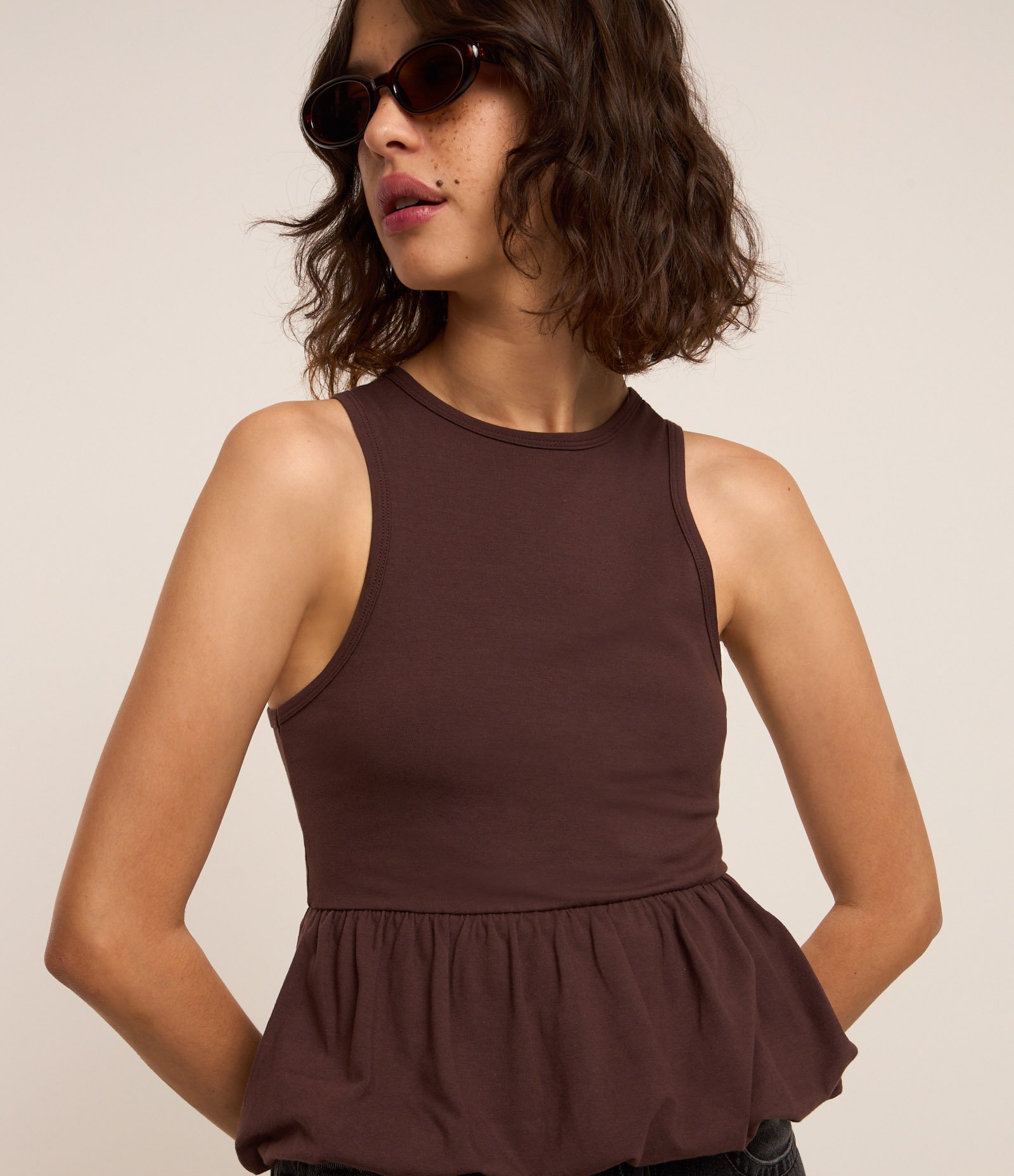 Regata Balonê em Algodão Marrom 3