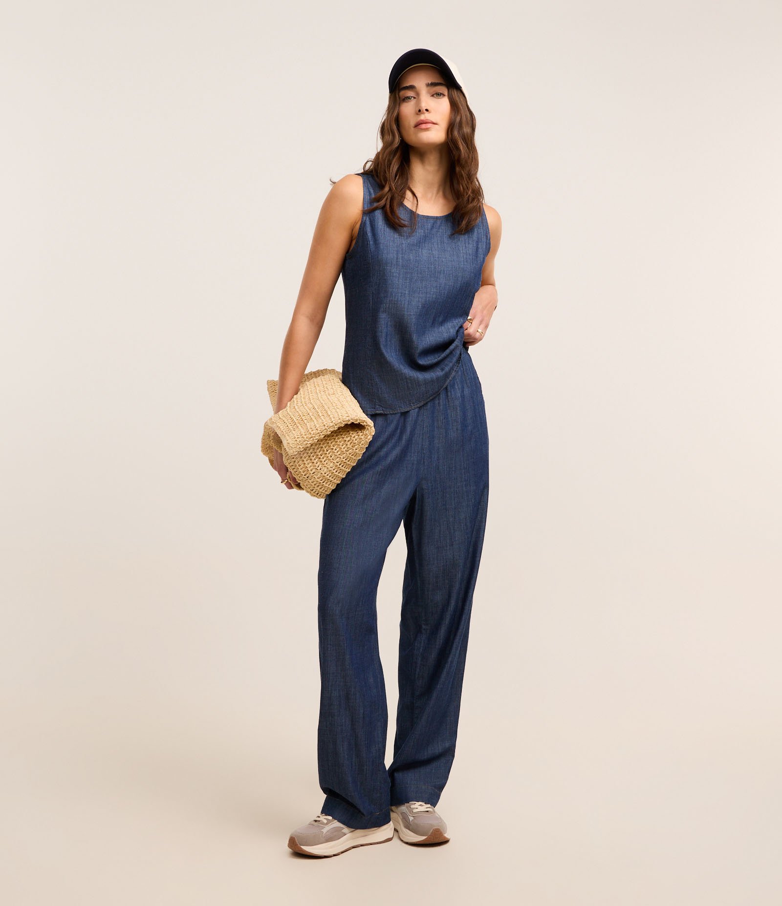 Regata Regular em Jeans Soltinha Azul 2