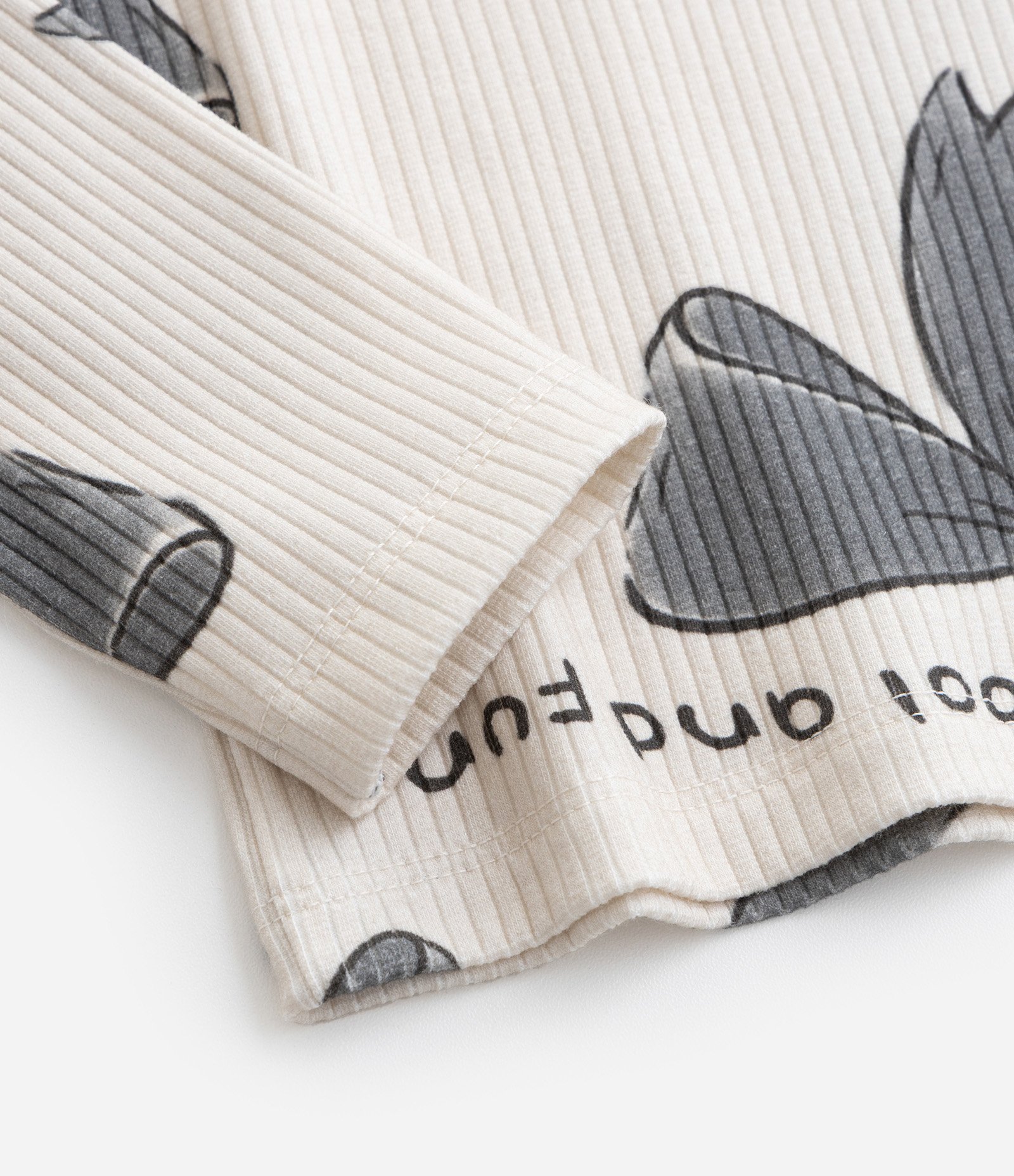 Blusa Infantil Canelada com Estampa de Laços - Tam 1 a 6 Anos Bege 4