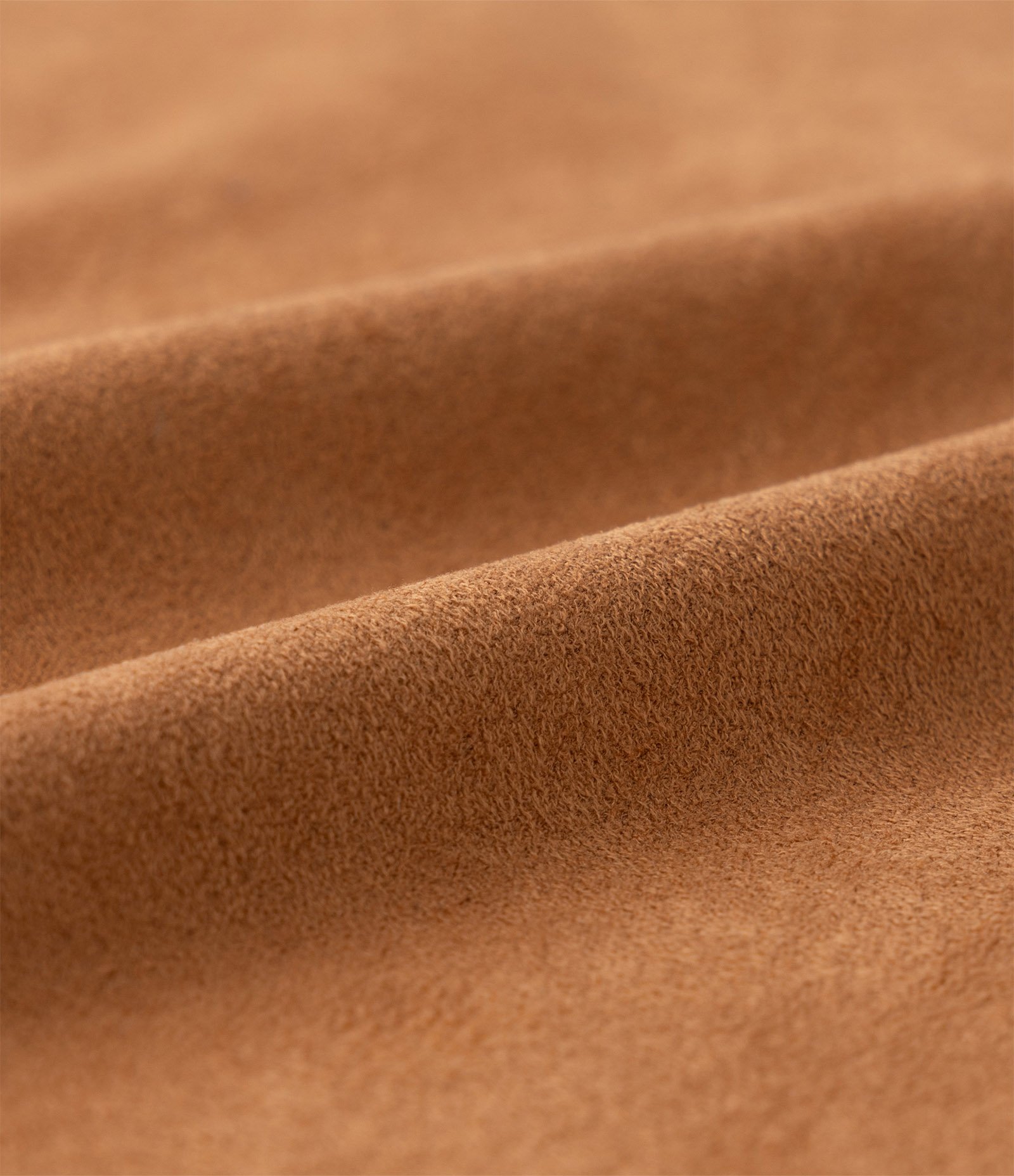 Blusa em Suede com Decote em V e Recortes Curve & Plus Size Caramelo 6