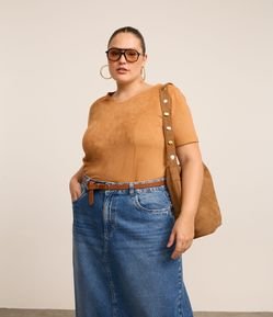 Blusa em Suede com Decote em V e Recortes Curve & Plus Size