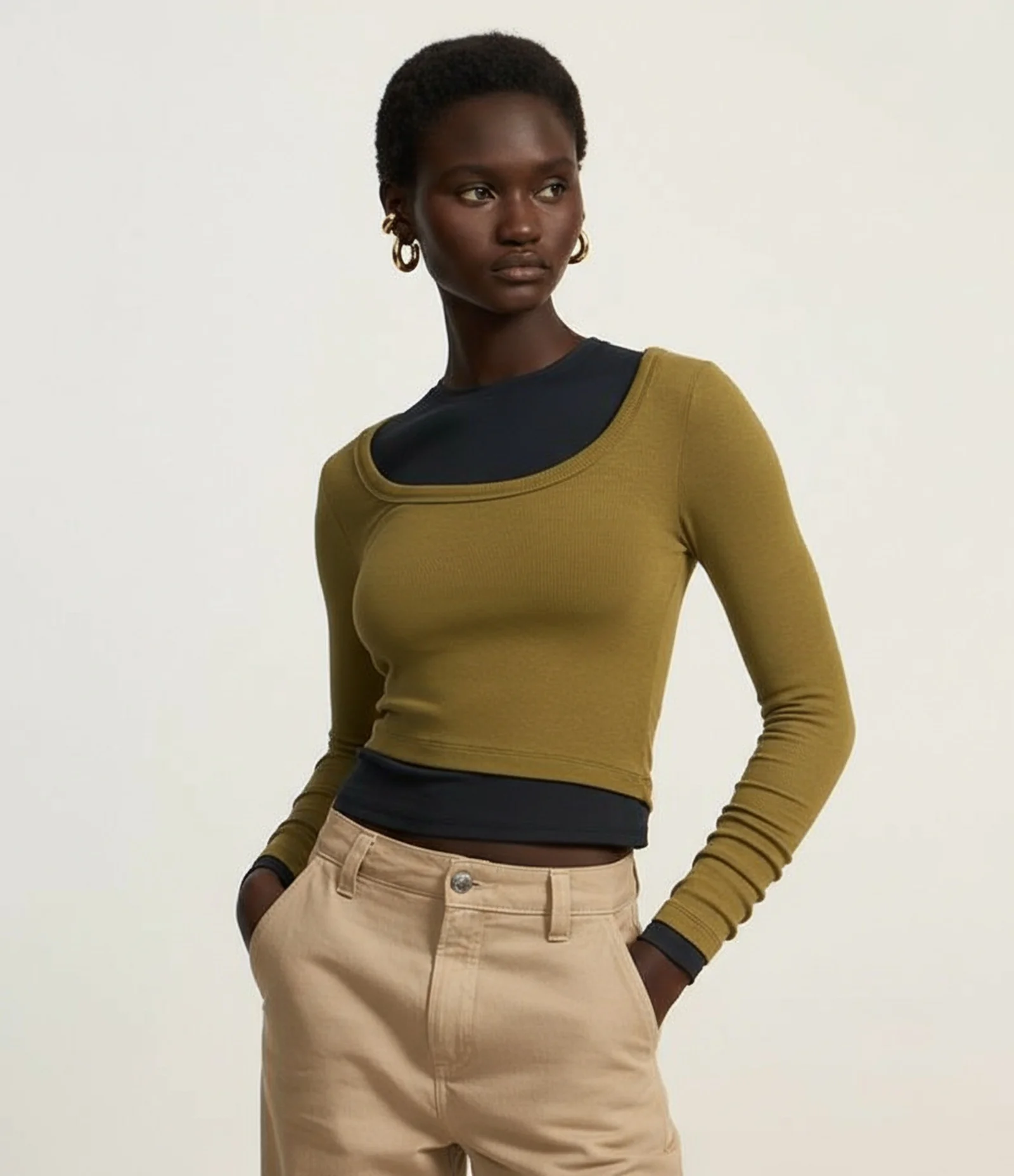 Blusa Canelada em Ribana com Decote Profundo Verde 1