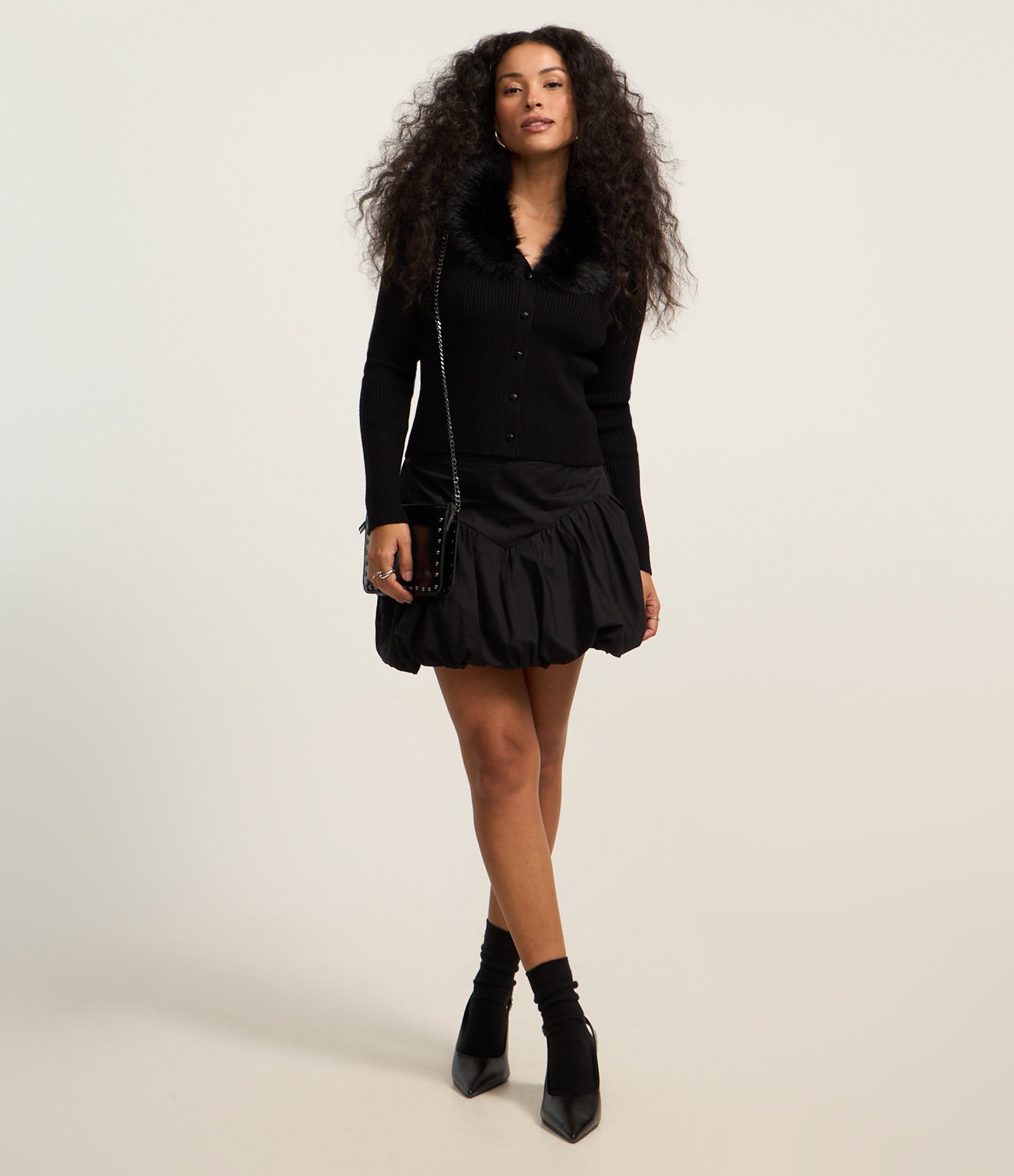 Cardigan Regular em Tricô com Gola de Pelo Removível Preto 2