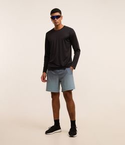 Bermuda Esportiva com Xadrez e Degrade na Barra