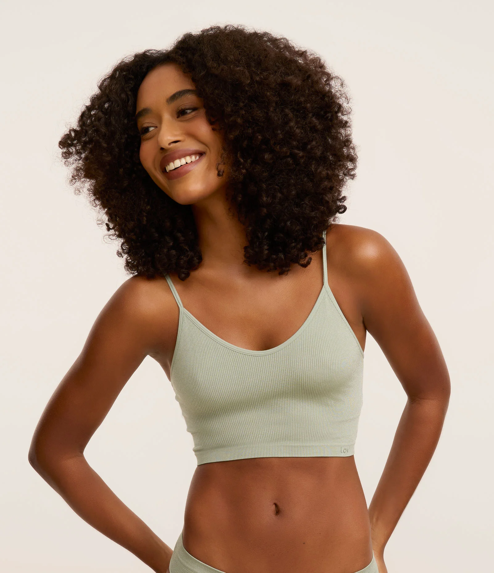 Sutiã Top Alongado sem Bojo em Poliamida Texturizada Seamless Verde 1