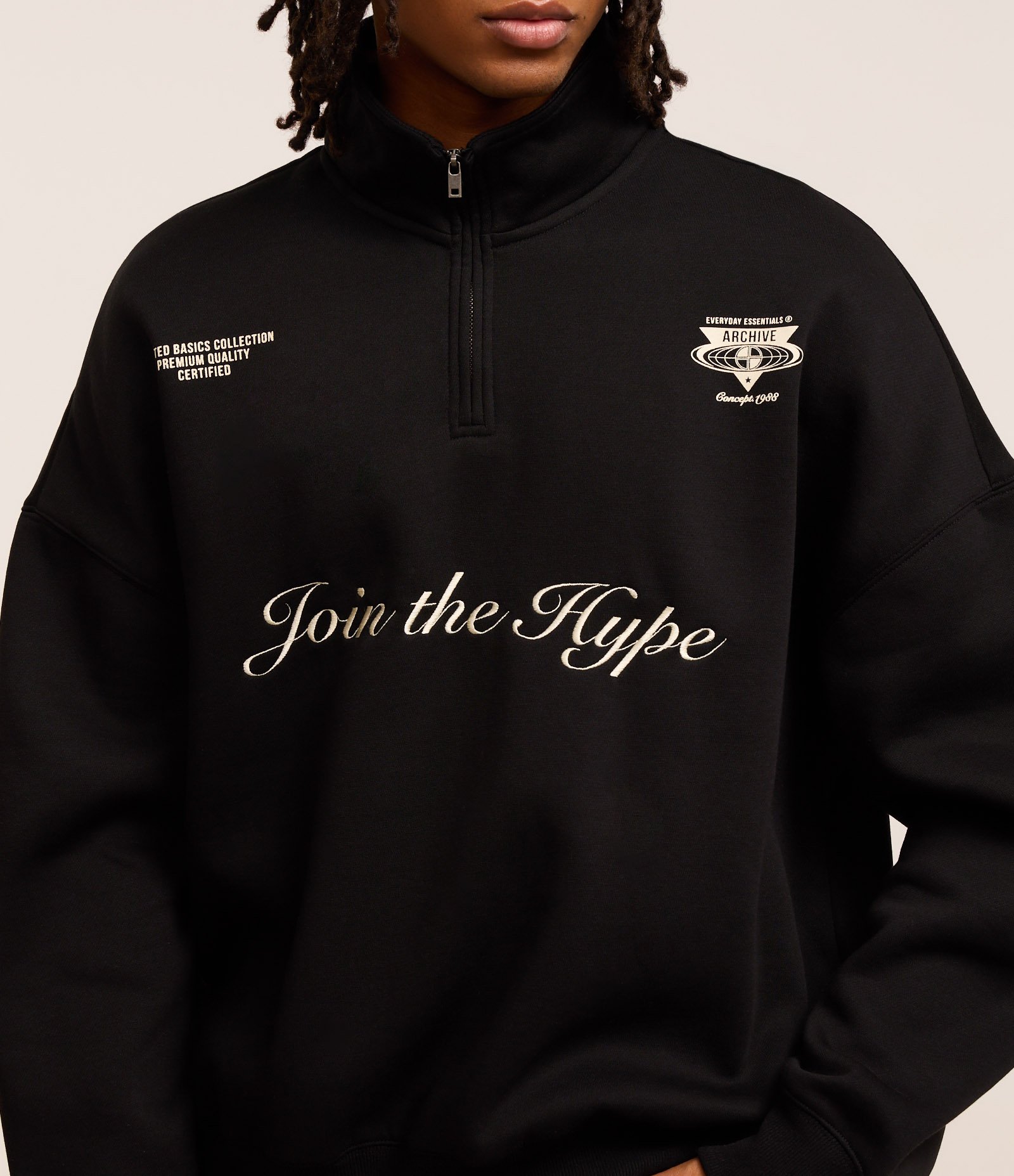Casaco Boxy em Moletom com Felpa e Bordado Lettering Join the hype Preto 3