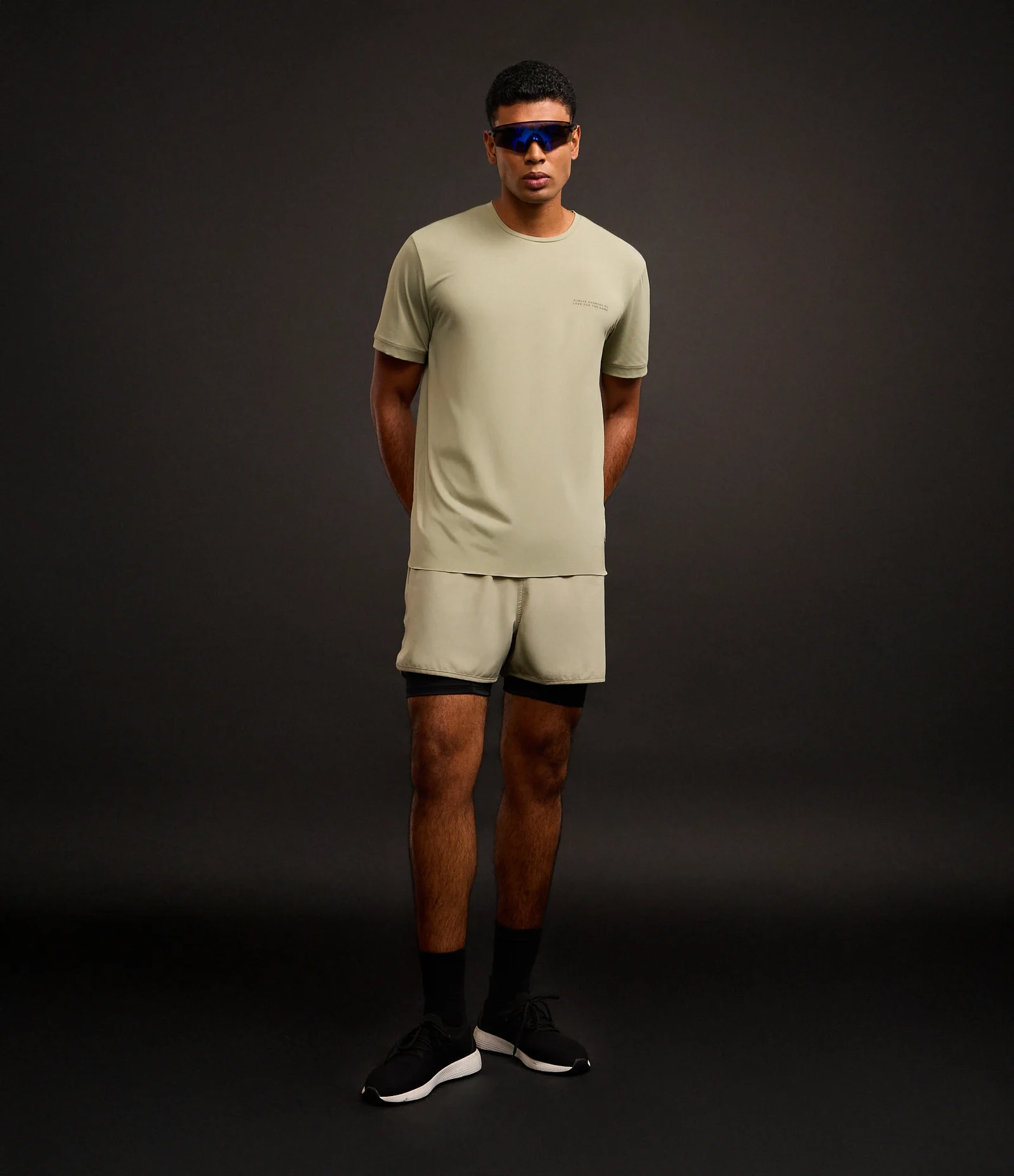 Camiseta Esportiva em Tecnologia Dry com Estampa Lettering Texturizada Verde 2