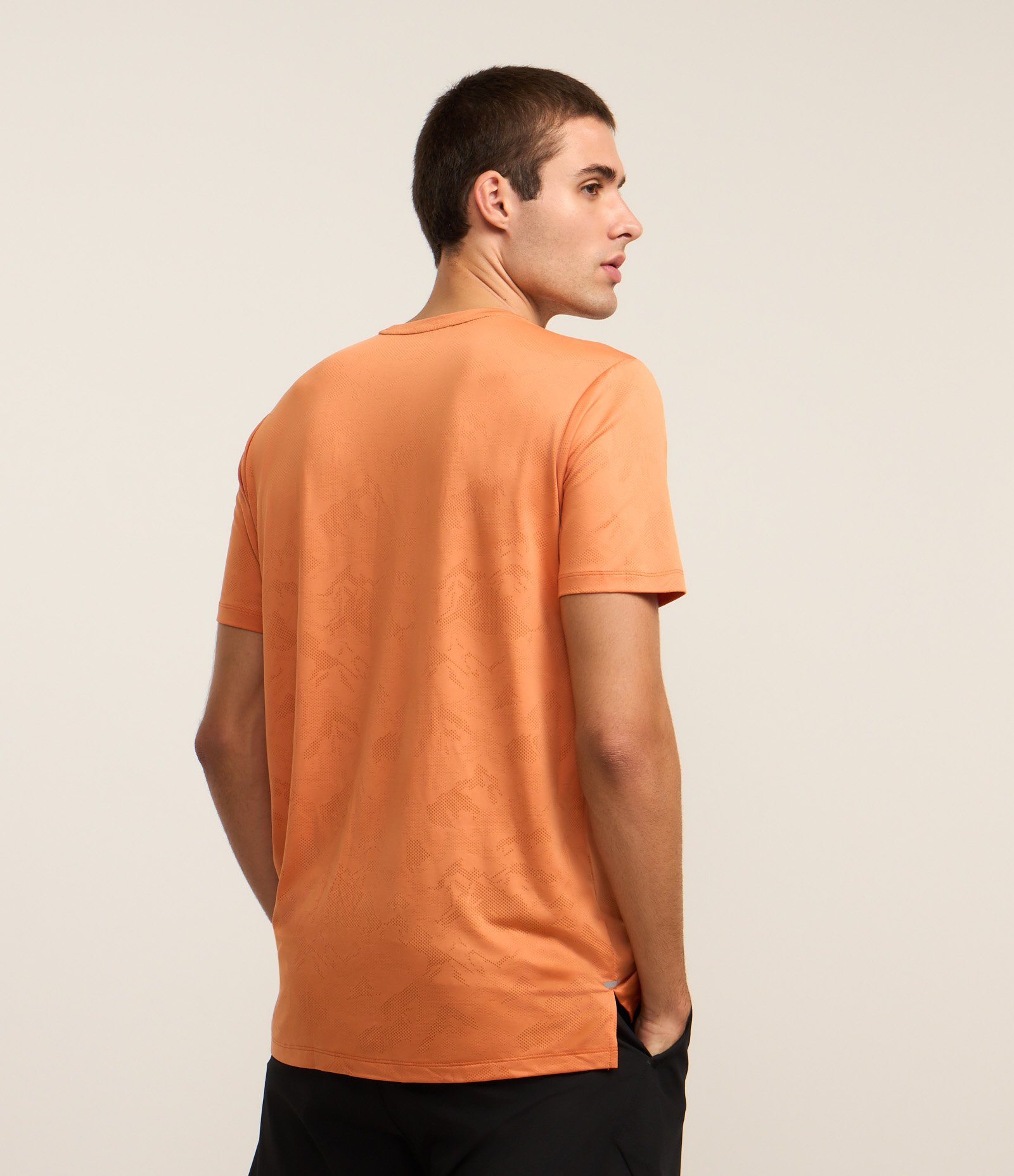 Camiseta Esportiva em Tecnologia Dry com Estampa Jacquard Laranja 5
