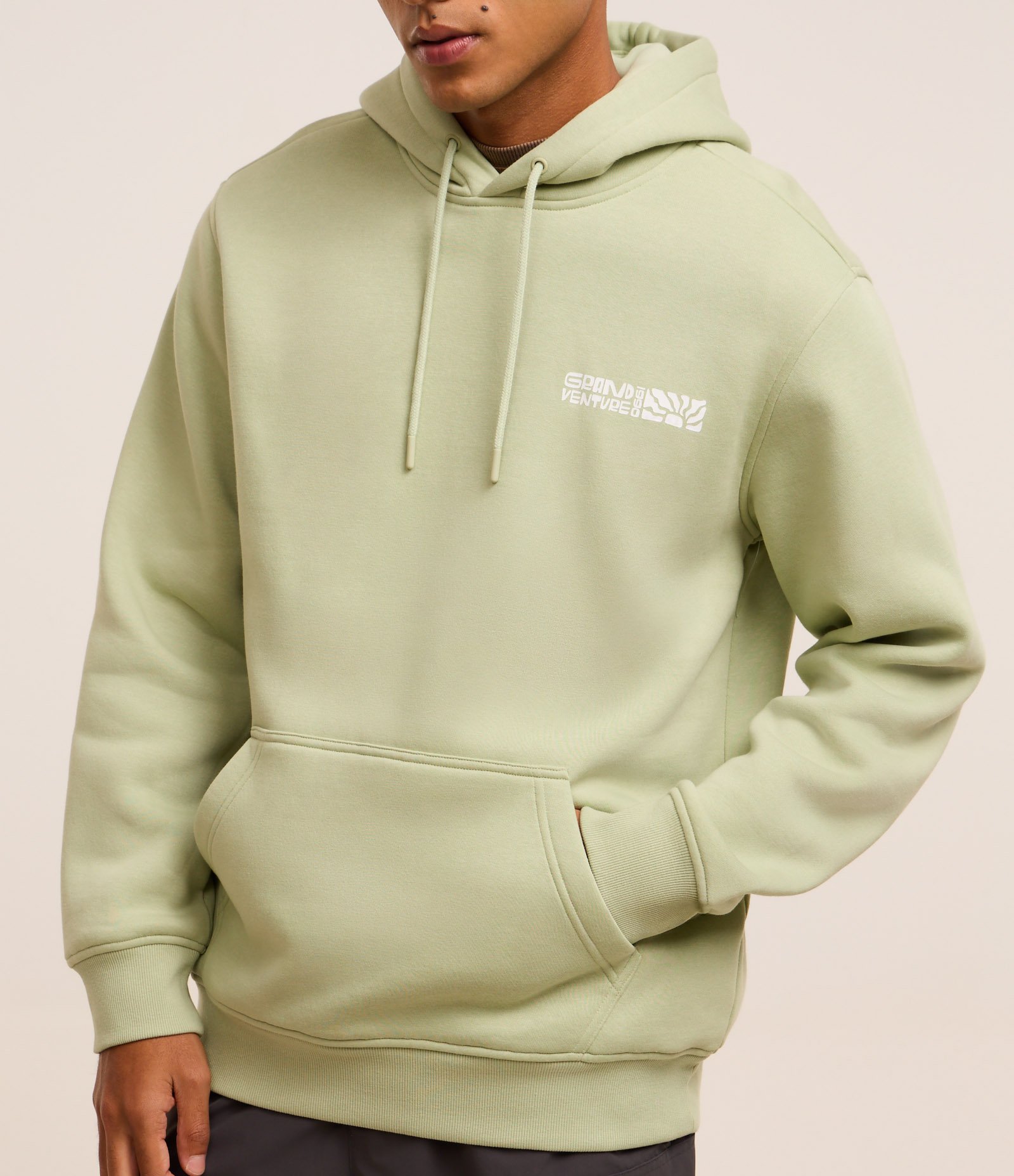 Casaco Fechado em Moletom com Felpa Estampa Localizada Coqueiros Verde 4