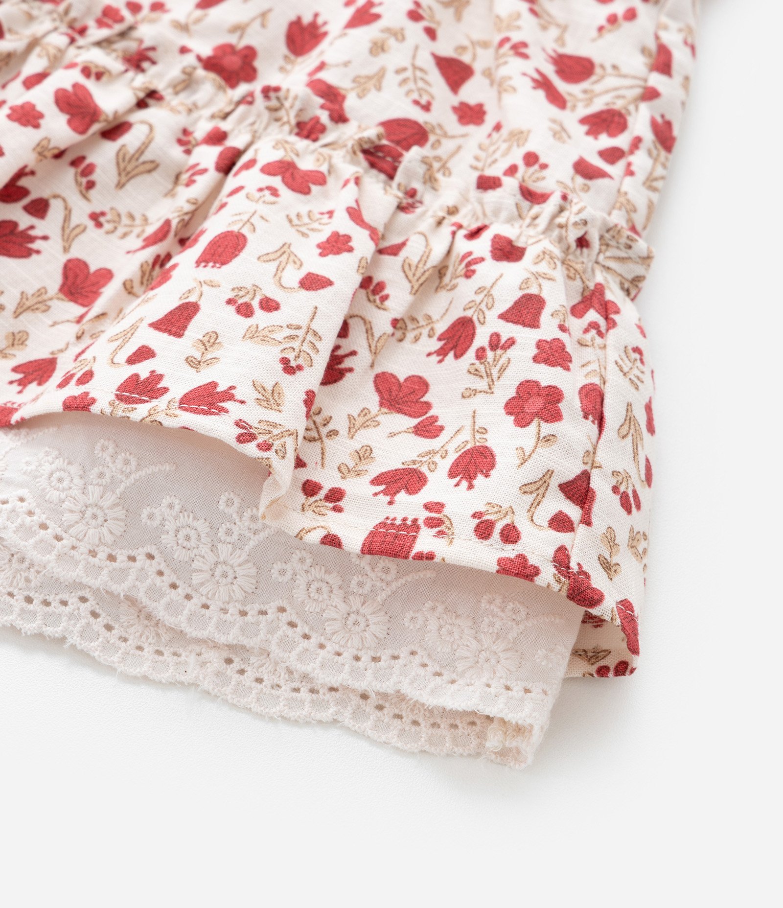 Saia Infantil com Babadinho e Estampa Floral - Tam 1 a 6 Anos Bege/Vermelho 5