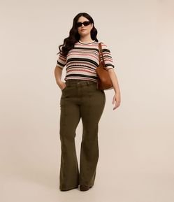Calça Flare em Sarja com Cós Largo Curve & Plus Size