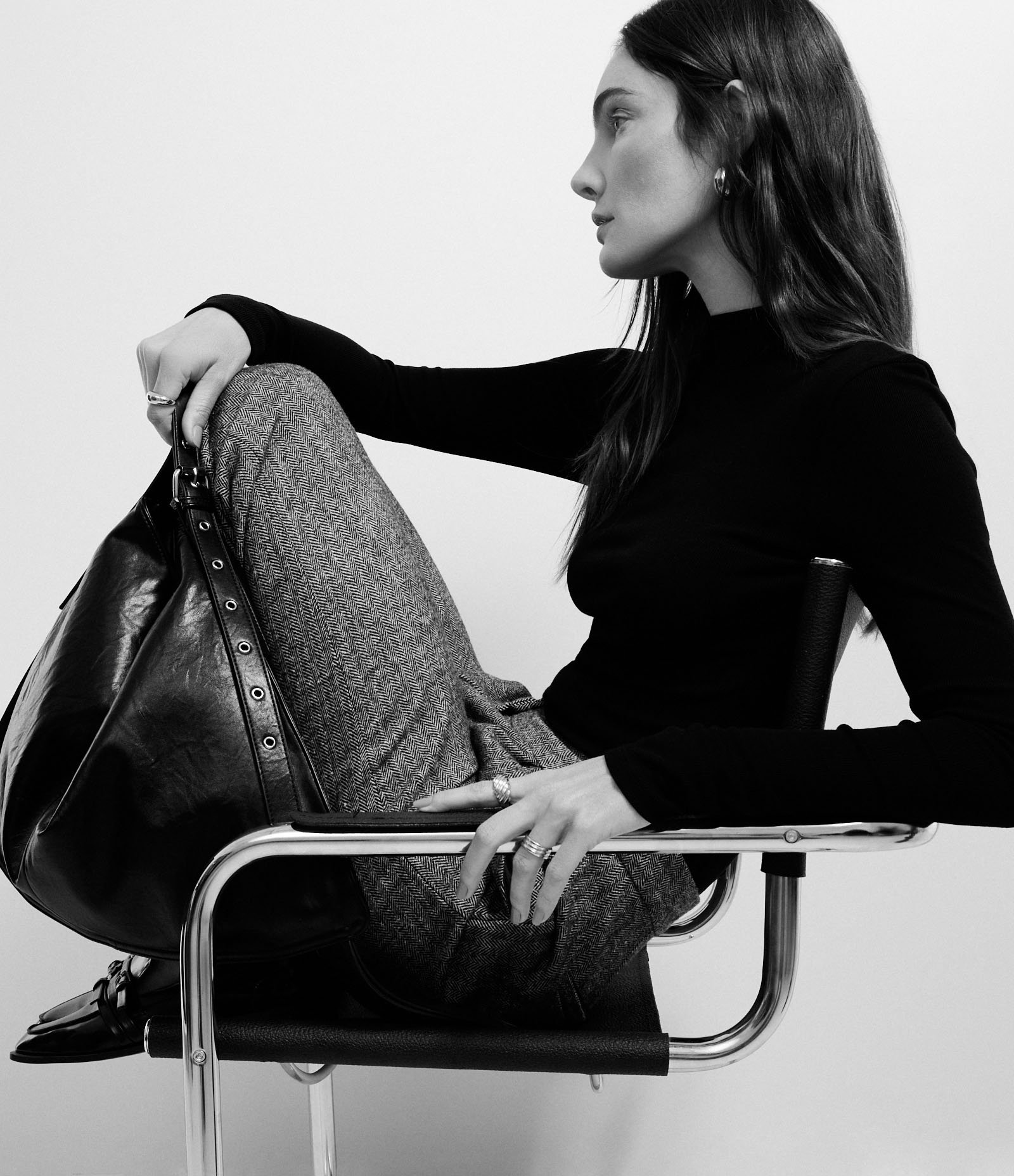 Blusa em Ribana com Gola Alta e Manga Longa Preto 6