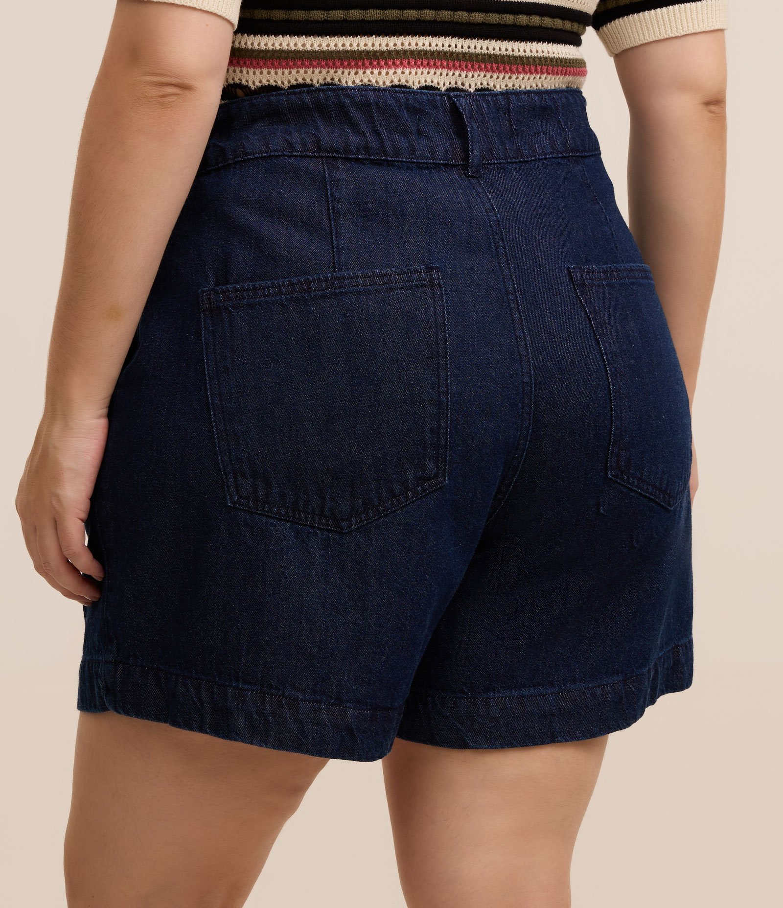 Short Jeans Cós Alfaiatado com Botão Duplo Curve & Plus Size Azul 3