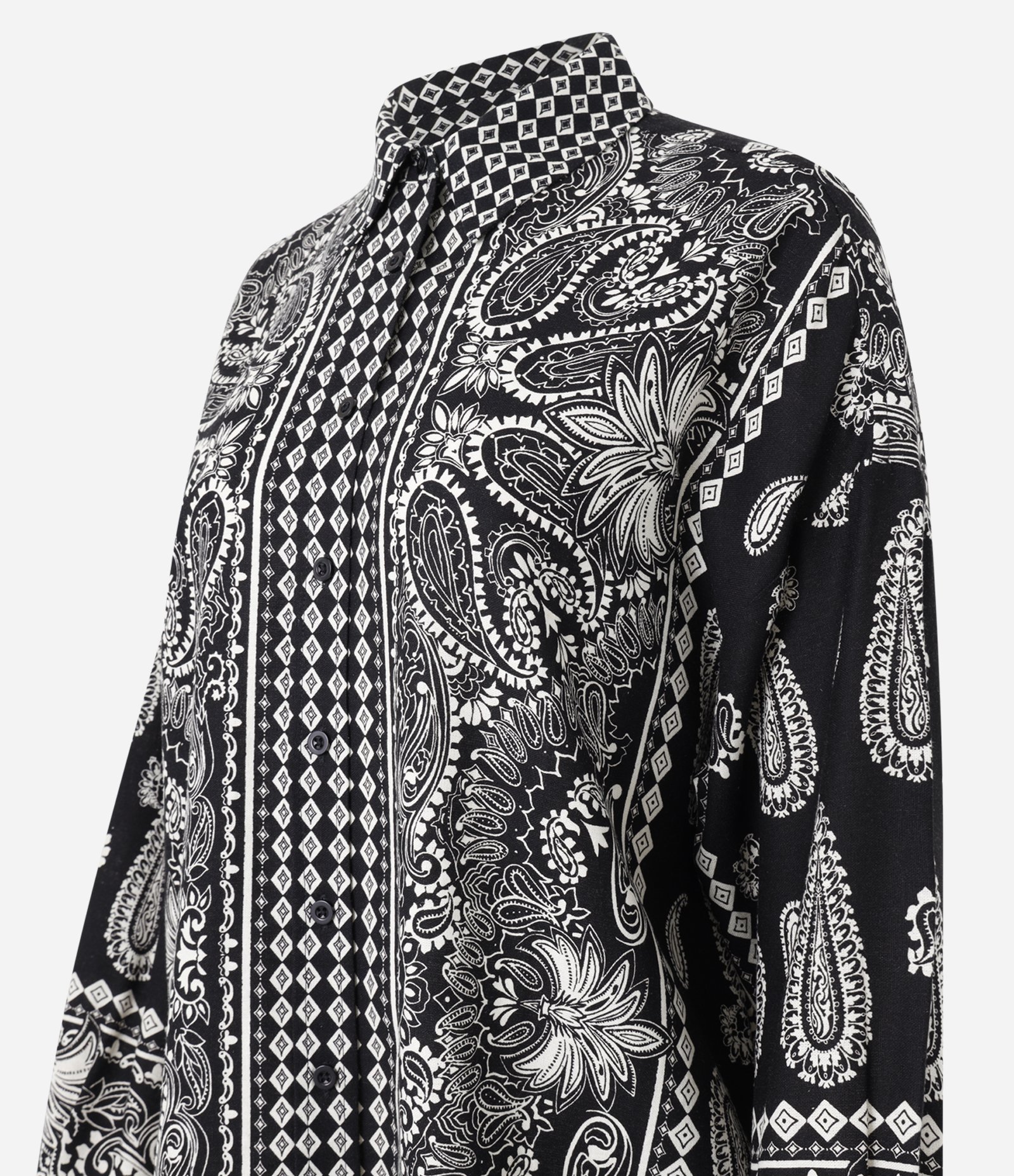 Camisa Boho em Viscolinho com Estampa Paisley Preto 8