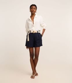 Short em Viscolinho com Cinto de Ráfia