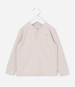 Camiseta Infantil com Bordado no Peito- Tam 1 a 5 anos