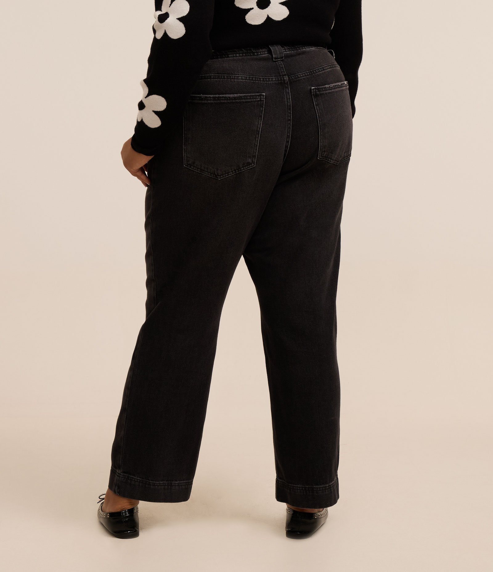 Calça Reta Alfaiataria com Barra Larga Curve & Plus Size Preto 3