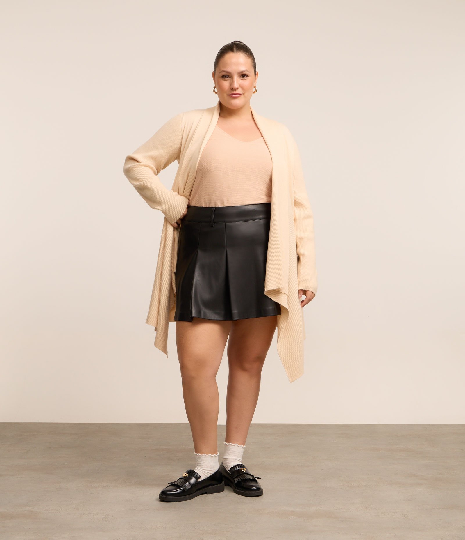 Blusa Texturizada de Alça em Viscose Curve & Plus Size Bege 3