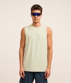 Regata Esportiva com Tecnologia Dry e Lettering