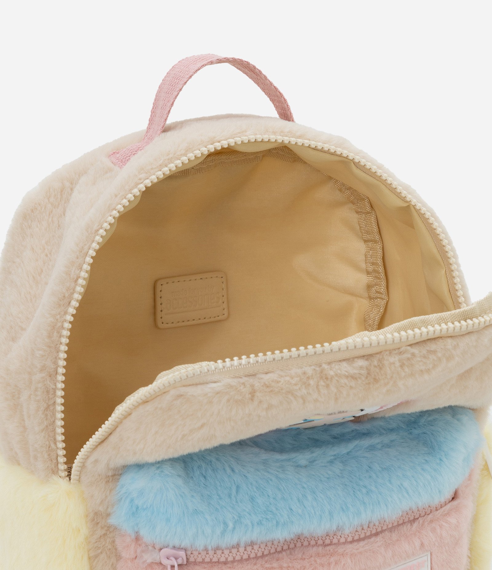 Mochila Infantil com Pelinhos e Estampa Coelhinho - Tam U Multicores 5