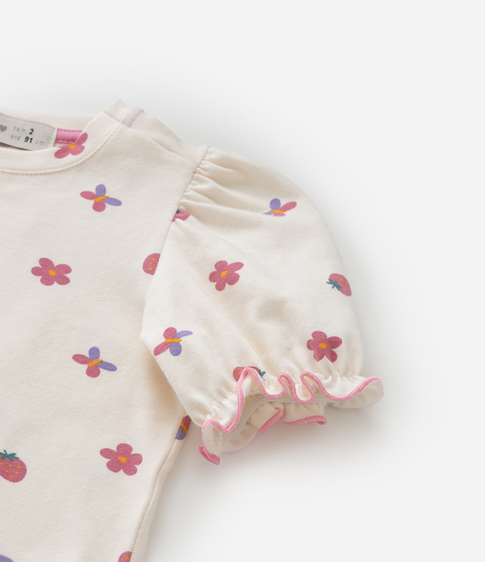 Blusa Infantil com Manga Bufante e Estampa Morangos - Tam 1 a 6 Anos Bege 4