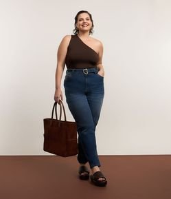 Calça Mom em Jeans com Elastano e Cinto Curve & Plus Size
