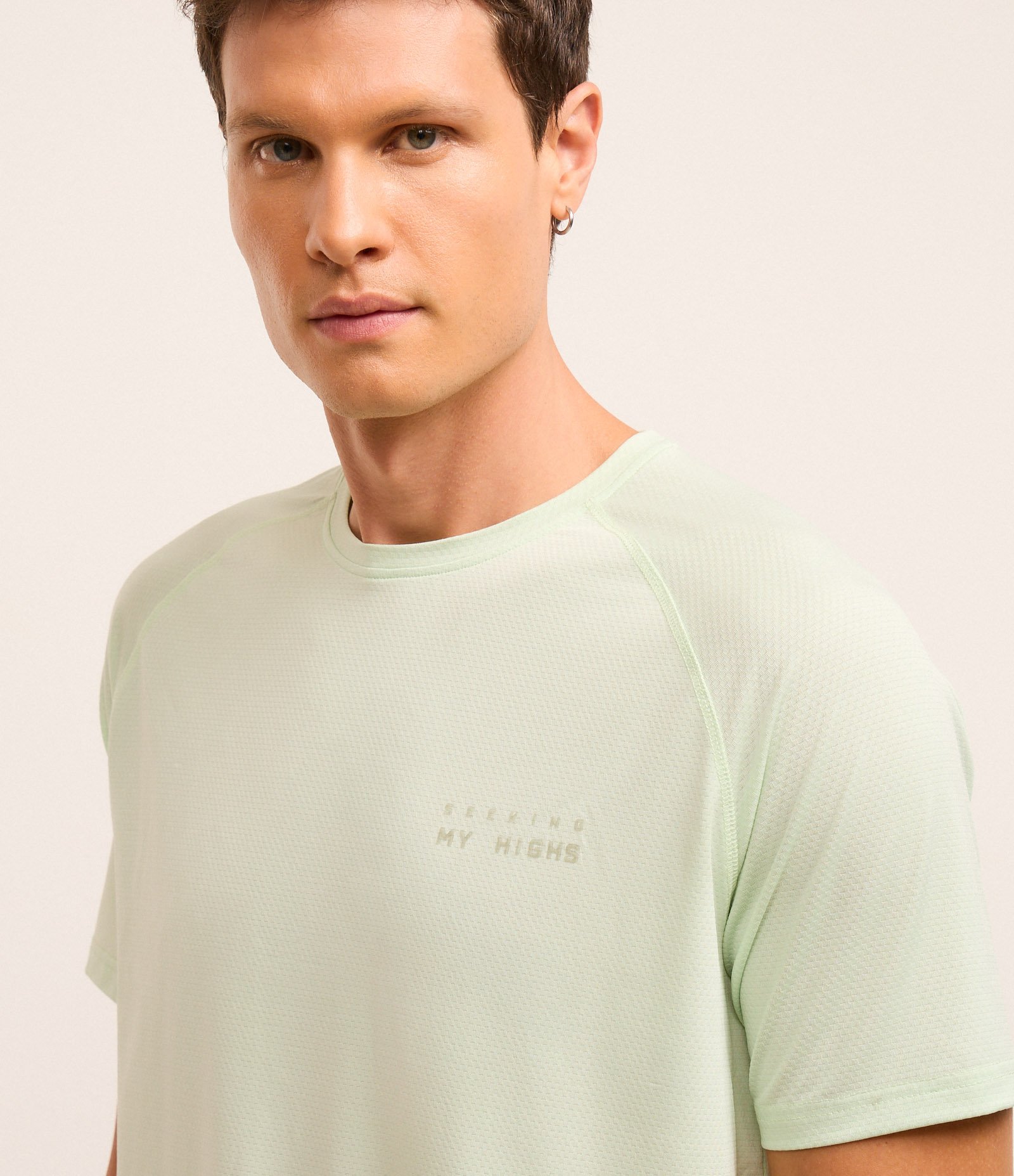 Camiseta Esportiva Regular com Tecnologia Dry e Estampa Lettering Refletiva Verde 5