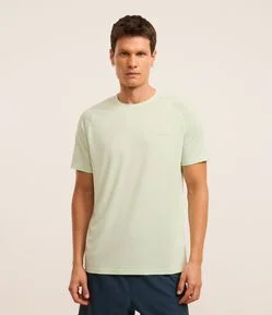 Camiseta Esportiva Regular com Tecnologia Dry e Estampa Lettering Refletiva