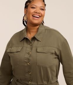 Jaqueta Cropped em Sarja Balonê Curve & Plus Size