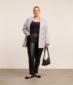 Calça Skinny em Bengaline Resinada Curve & Plus Size