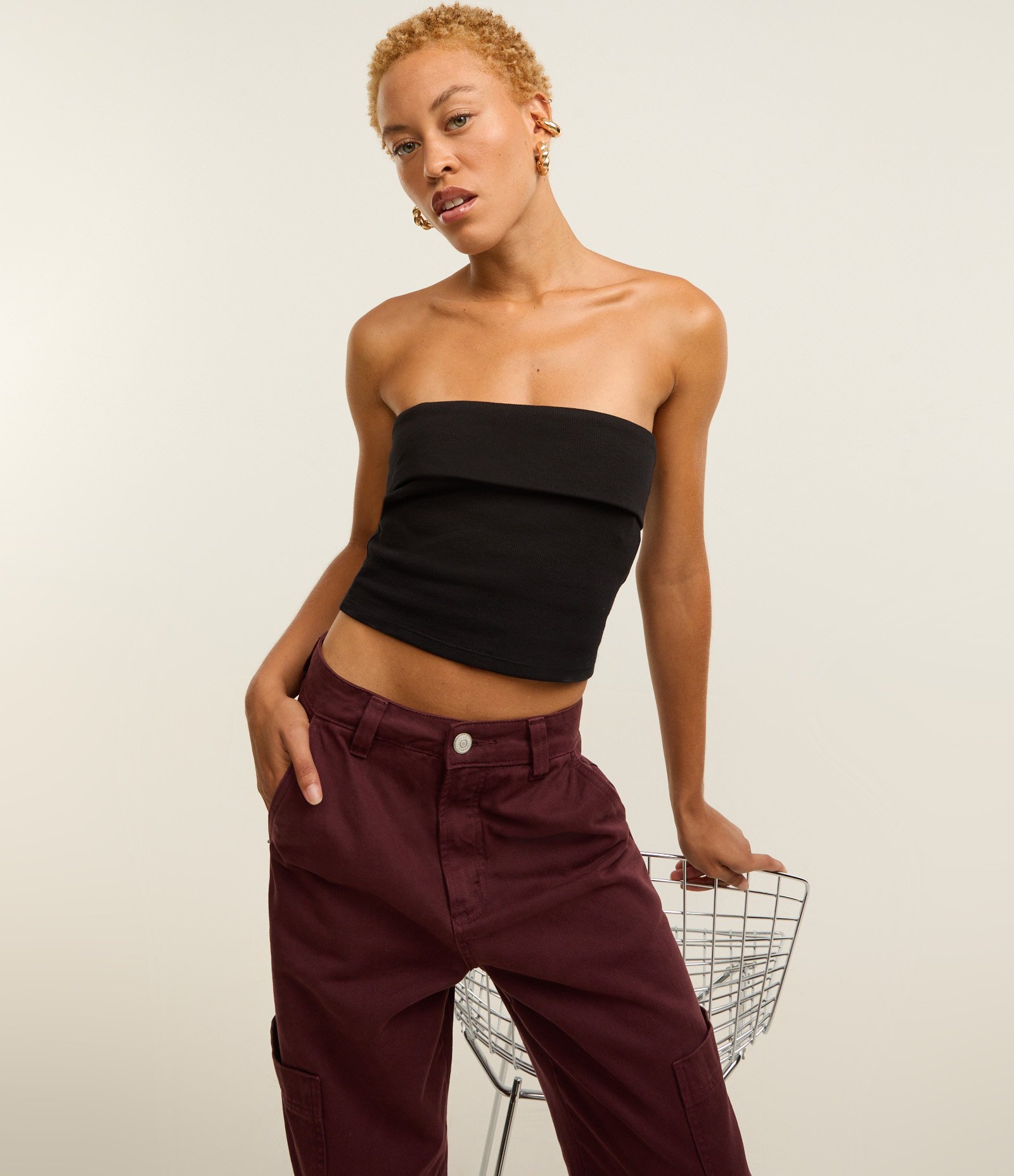 Calça Cargo Cintura Alta em Sarja com Bolso Lateral Vinho 5
