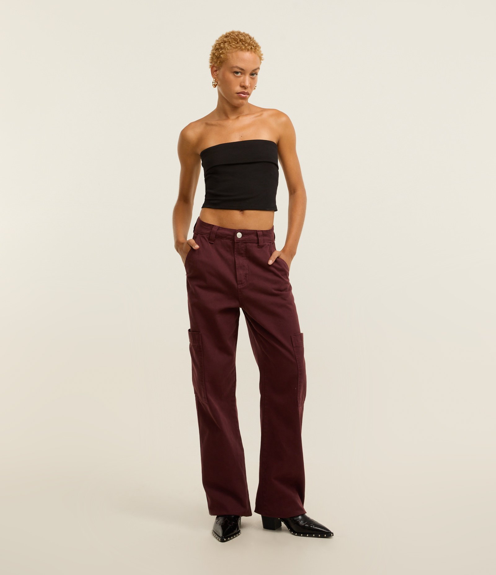 Calça Cargo Cintura Alta em Sarja com Bolso Lateral Vinho 4