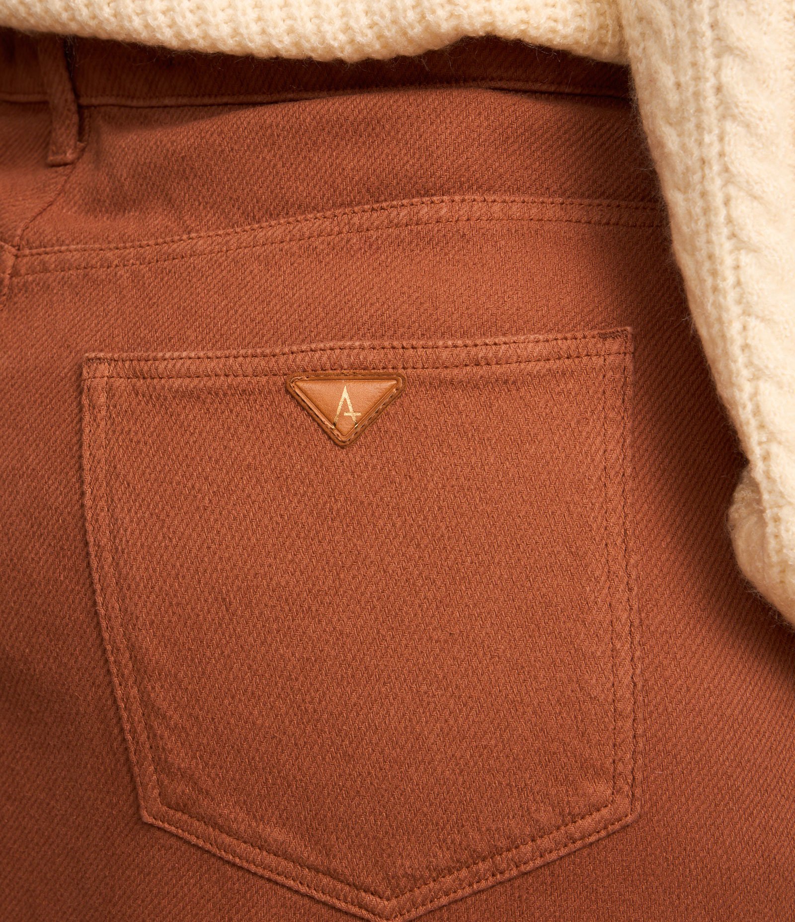 Saia Midi em Sarja Cotelê e Fenda Frontal Curve & Plus Size Terracota 6