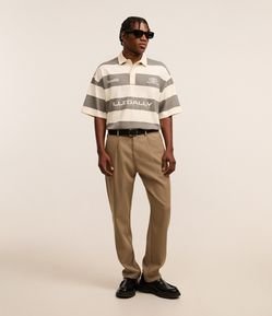 Calça Loose Alfaiatada com Pregas