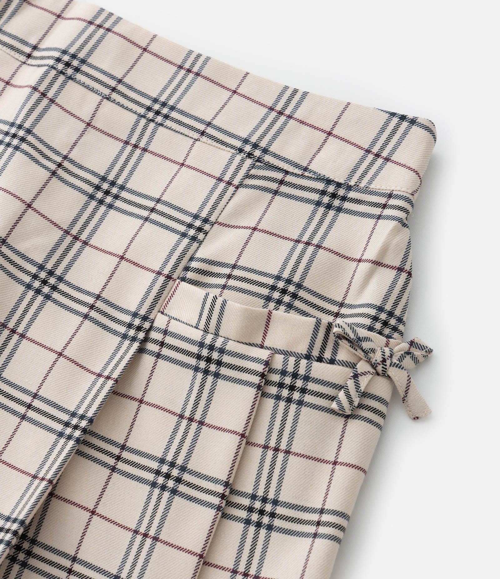 Short Saia Infantil em Alfaiataria com Estampa Xadrez - Tam 5 a 14 Anos Bege 3