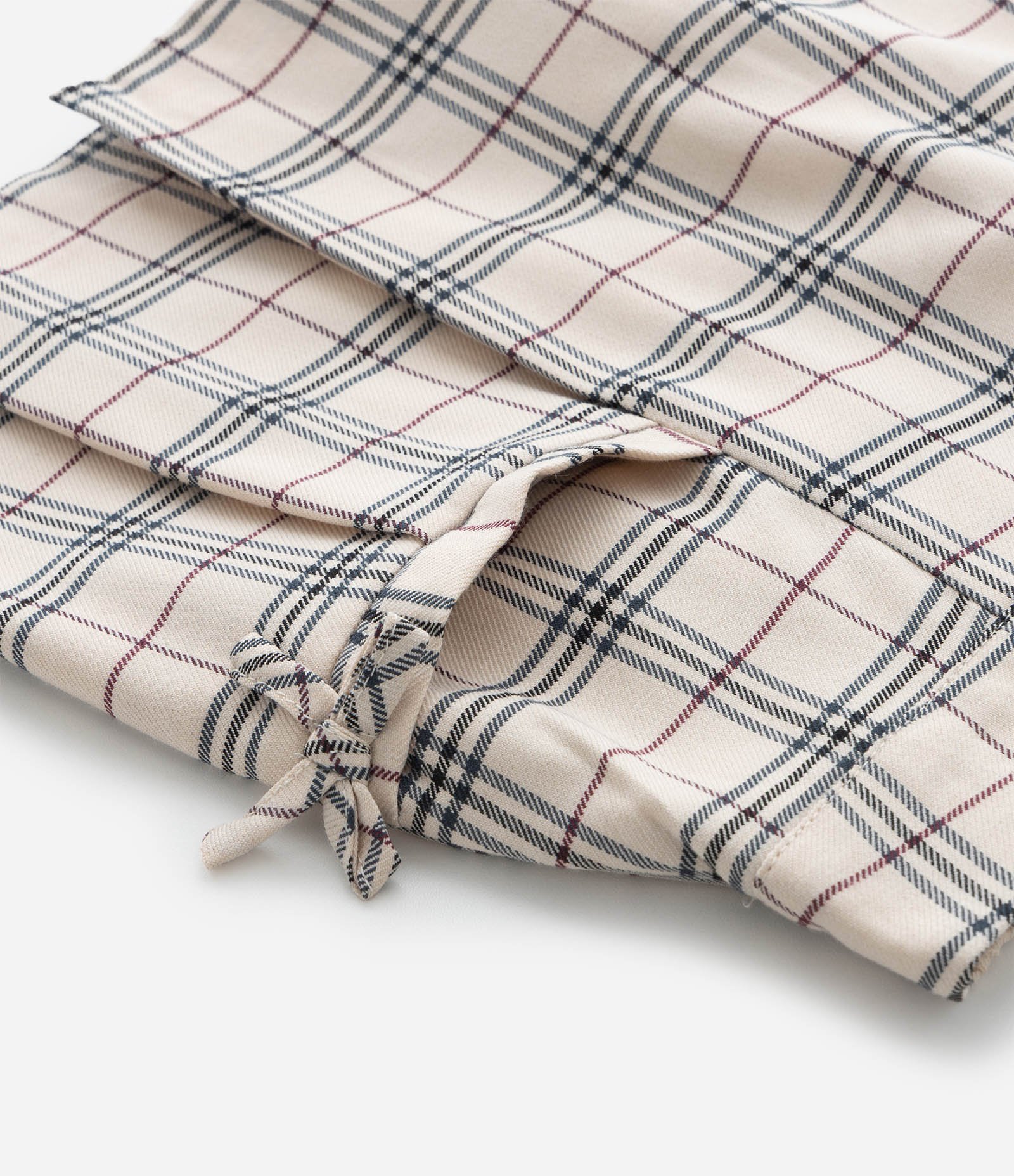 Short Saia Infantil em Alfaiataria com Estampa Xadrez - Tam 5 a 14 Anos Bege 4