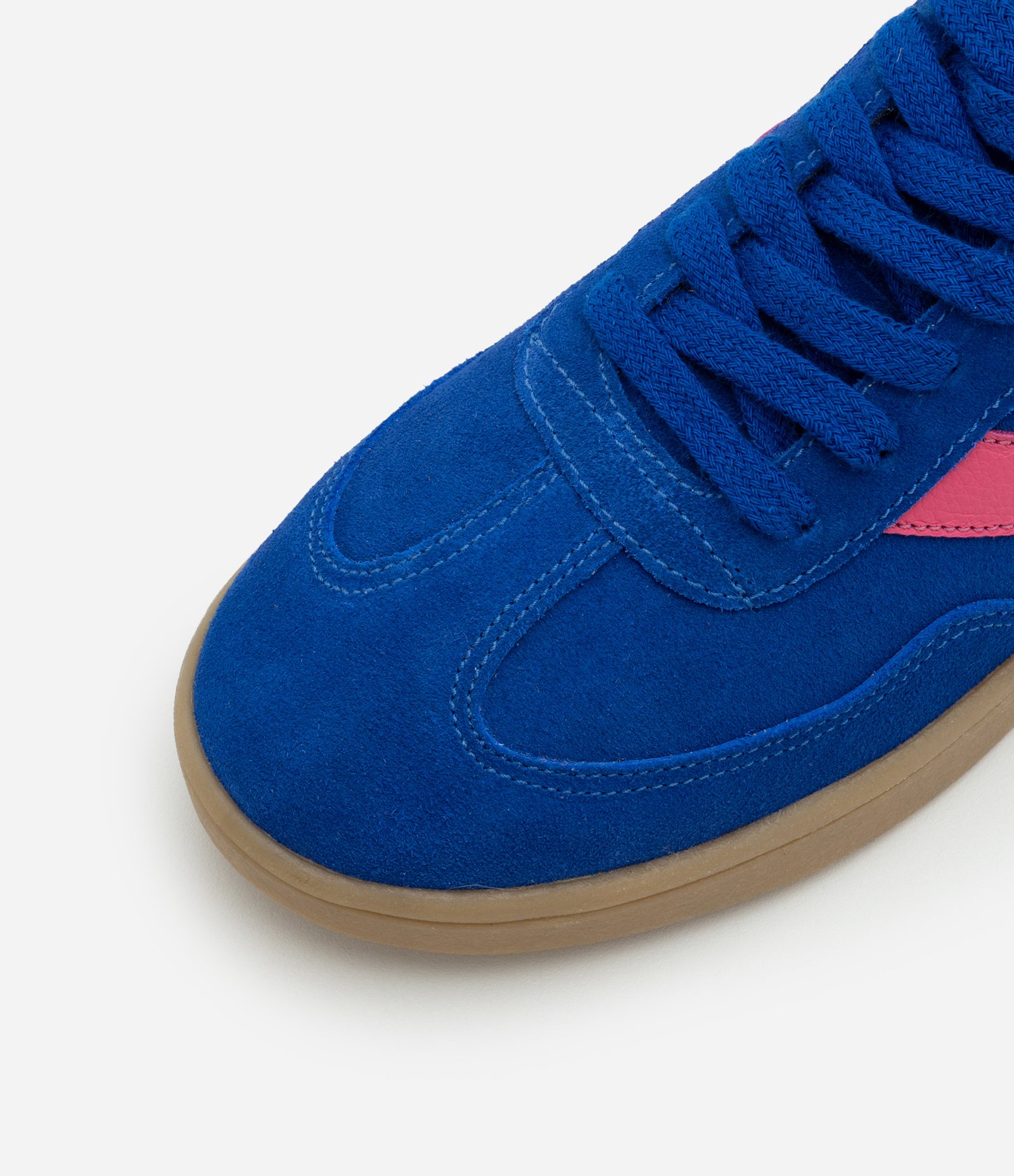 Tênis Chuteira em Couro com Cadarço e Detalhe Lateral Azul 4