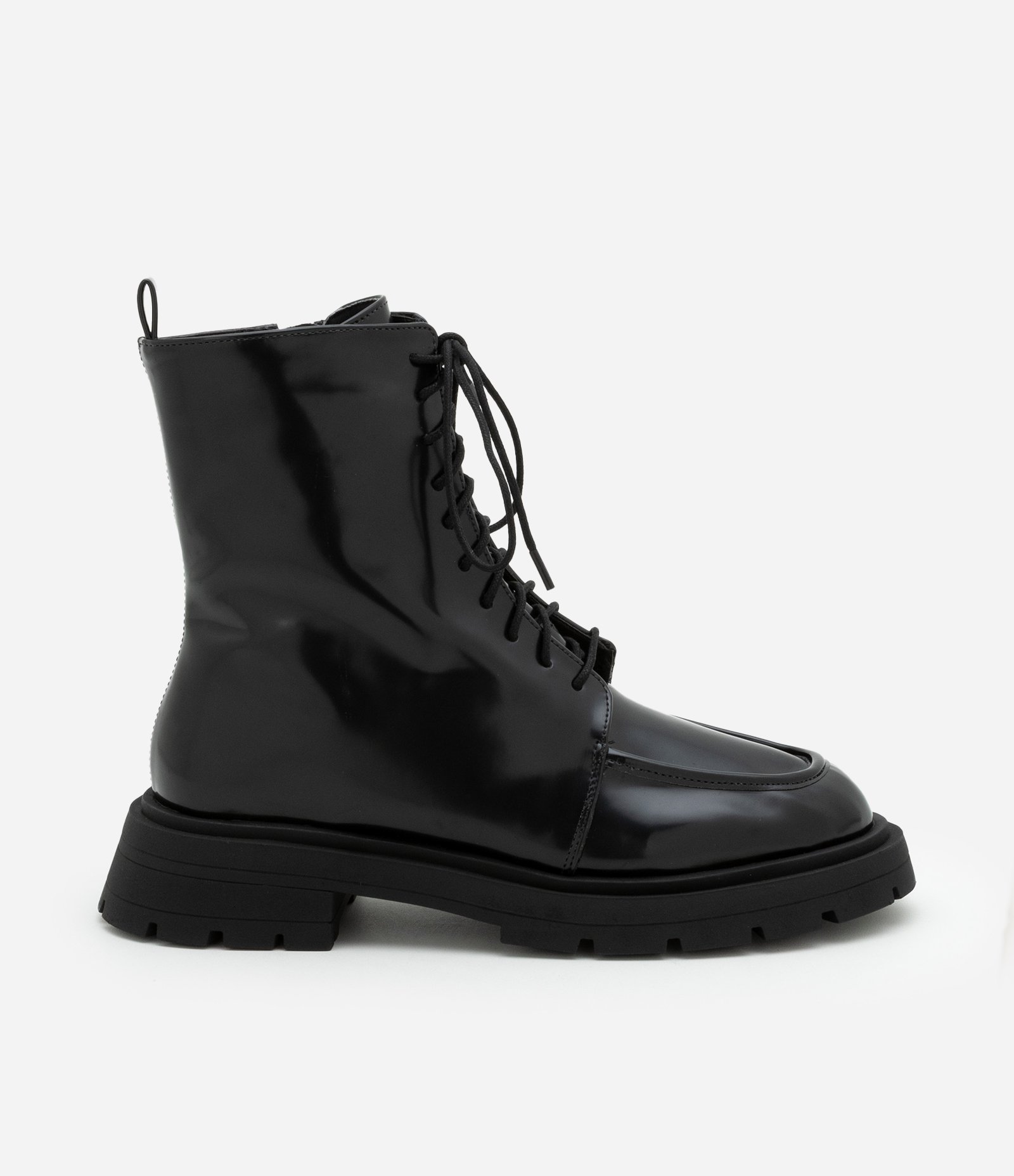 Bota Combat em PU com Cadarço e Bico Redondo Preto 1