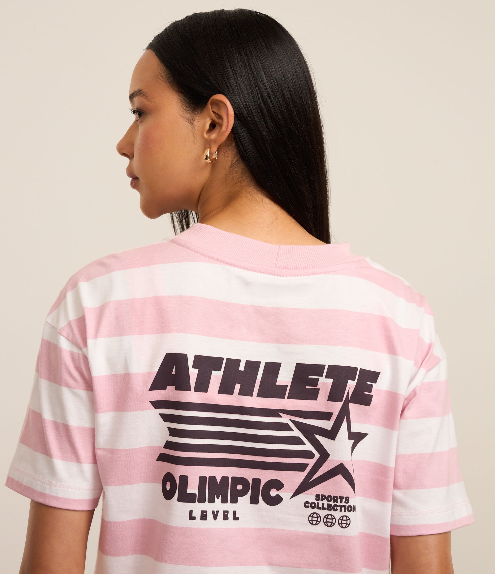 Camiseta Esportiva em Algodão com Estampa Listrada e Lettering Rosa/ Branco 1