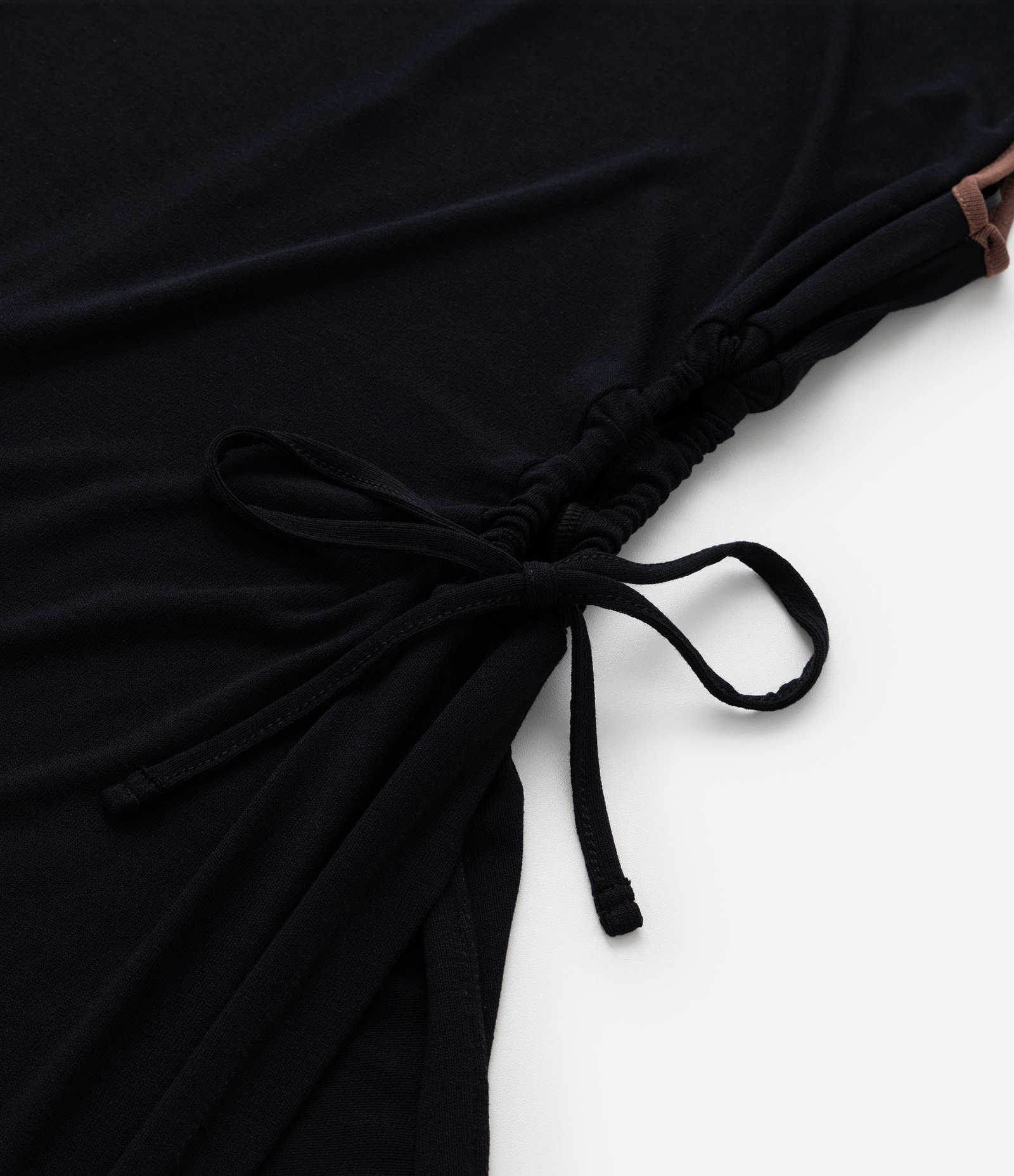 Saída de Praia Vestido Longo Assimétrico com Recorte Curve e Plus Size Preto 7