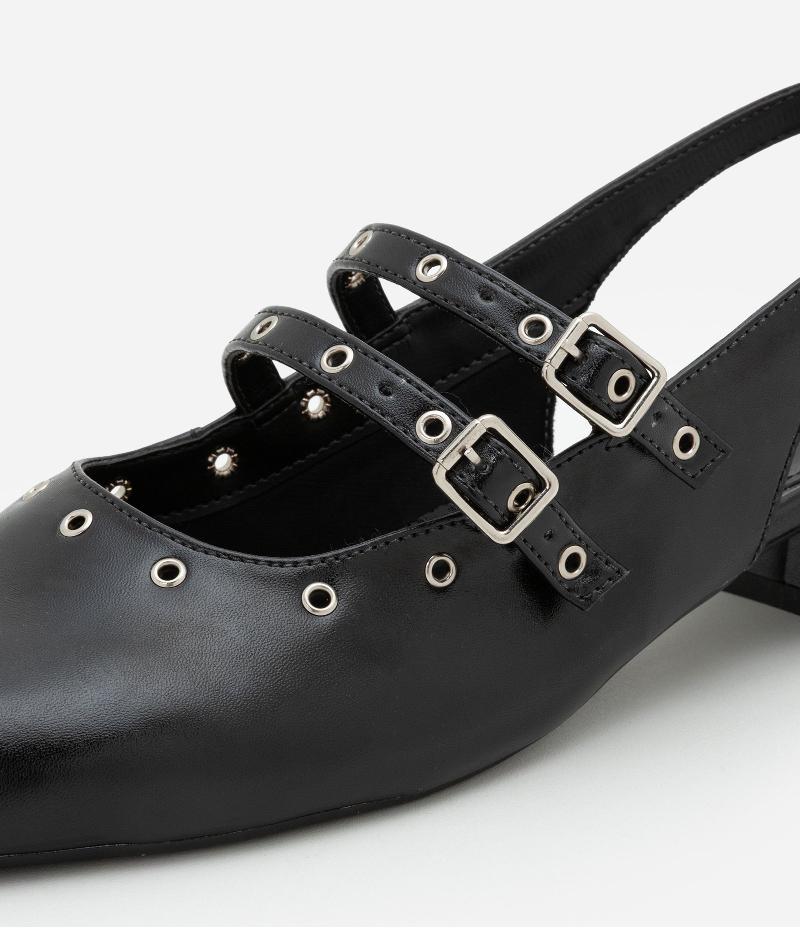 Sapato Boneca com Detalhe de Ilhós e Tira Dupla Preto 6