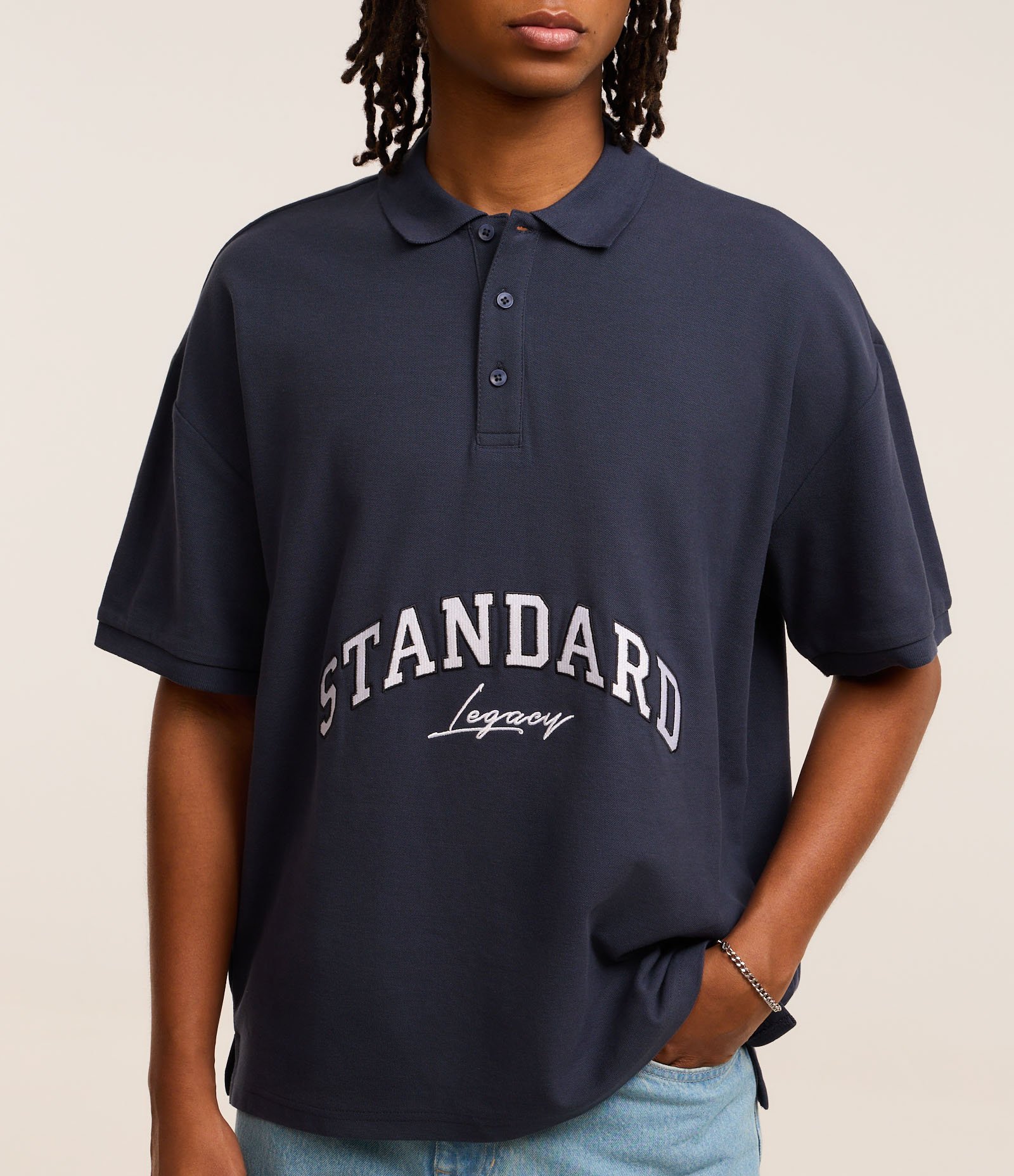 Camisa Polo Oversized em Algodão com Bordado Lettering e Cava Deslocada Azul 4