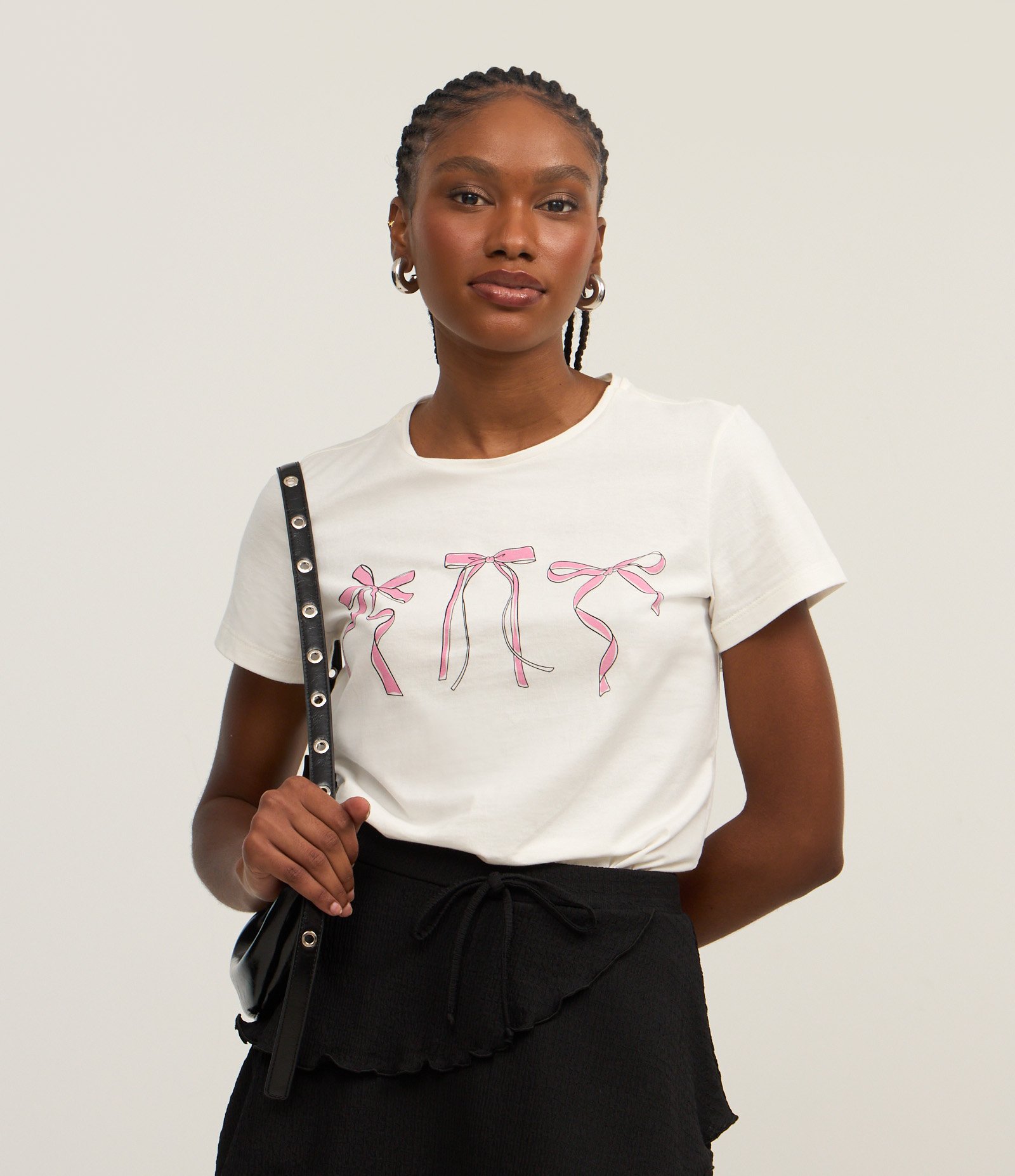 Blusa Baby Look com Estampa de Lacinhos Branco 1