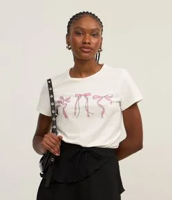 Blusa Baby Look com Estampa de Lacinhos